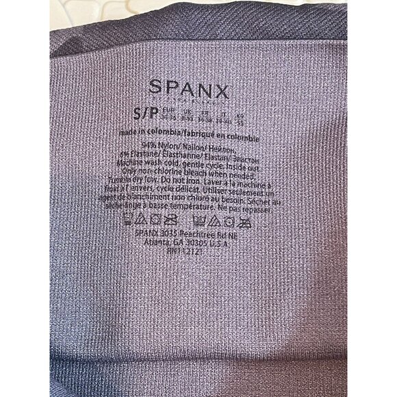 Spanx Leggings Small Camo Gray Look At Me Now Seamless Cropped - Picture 9 of 11